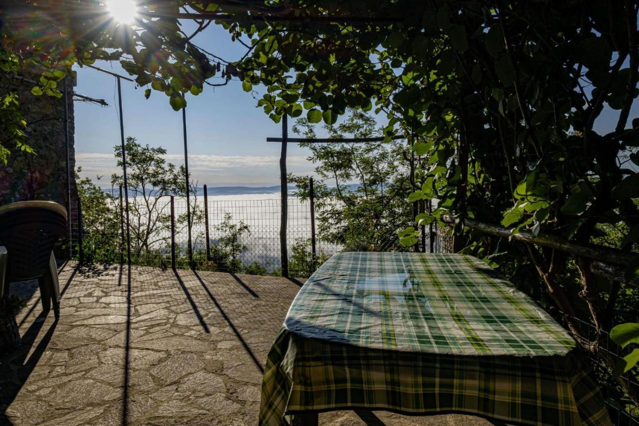 Вилла House With Stunning Views Кьюздино Экстерьер фото